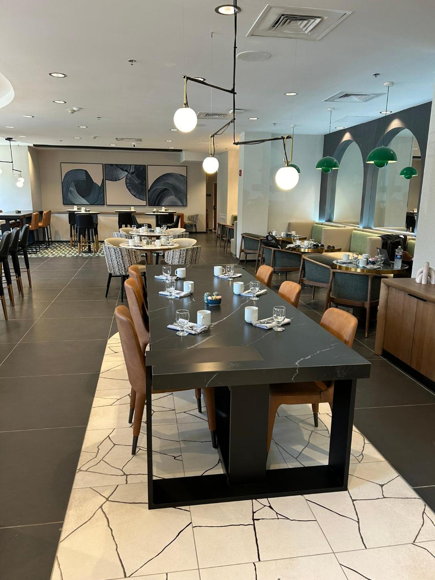 Delta Hotels By Marriott Colonial Heights Bagian luar foto