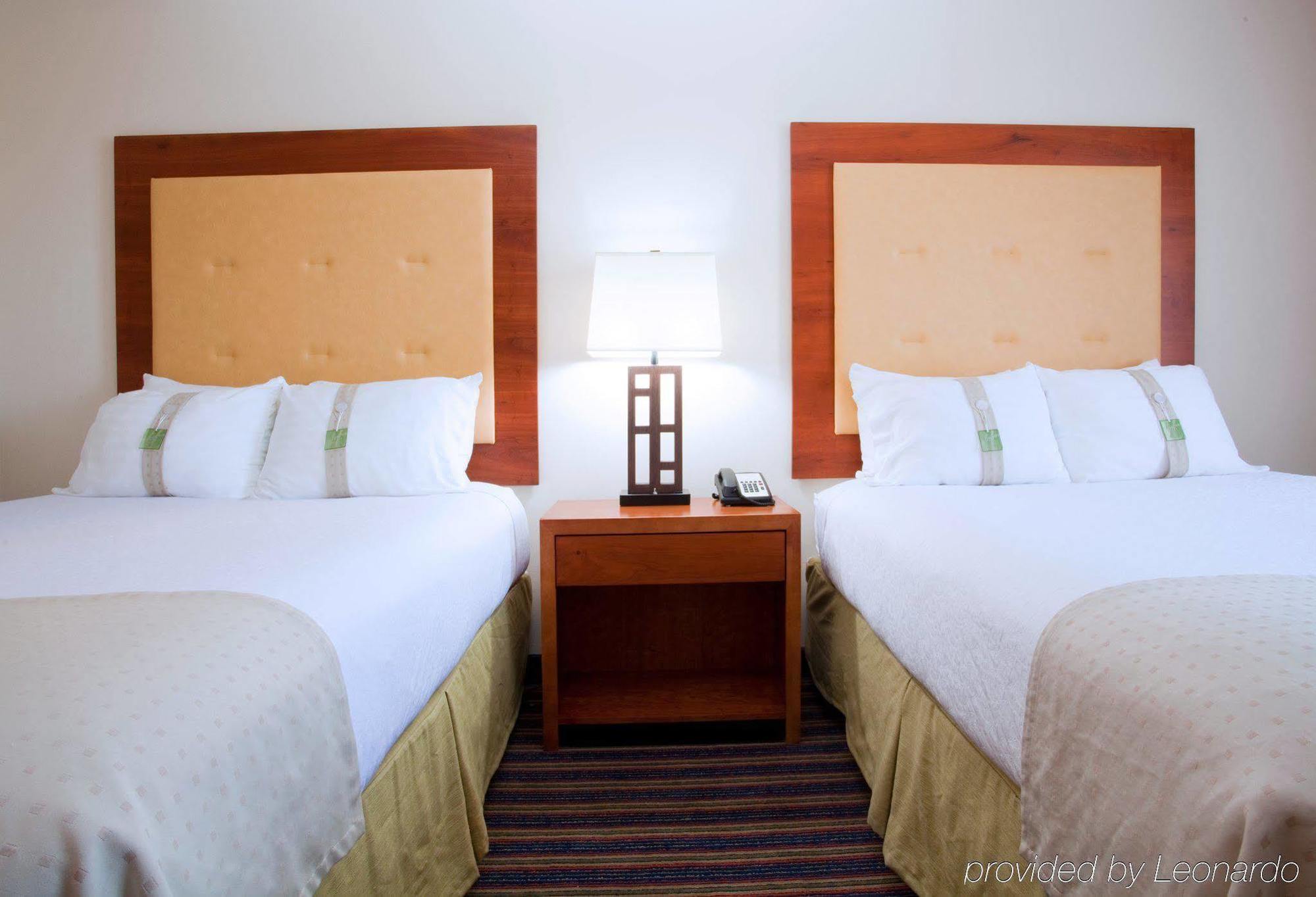 Delta Hotels By Marriott Colonial Heights Bagian luar foto